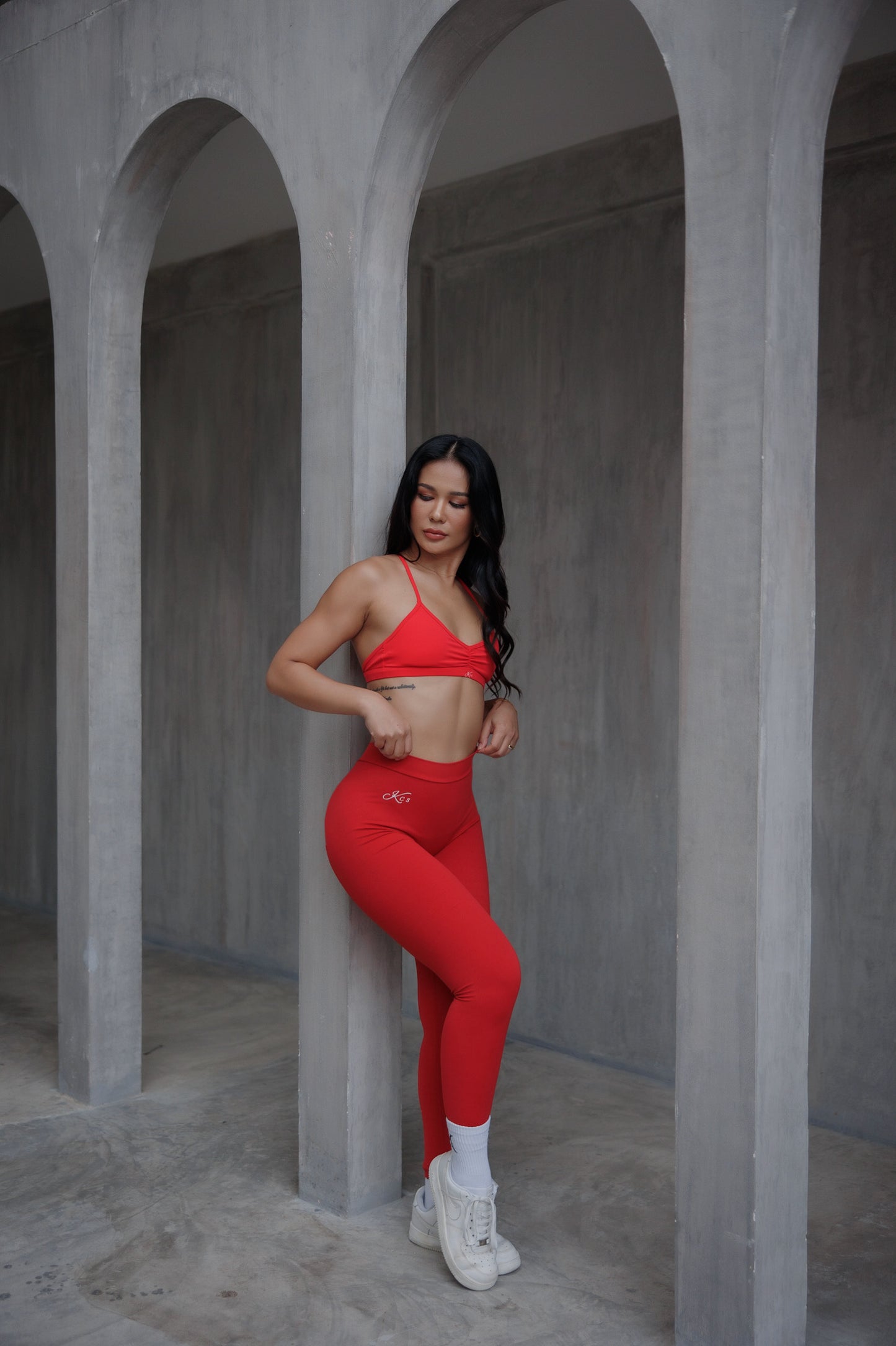 V Back Leggings