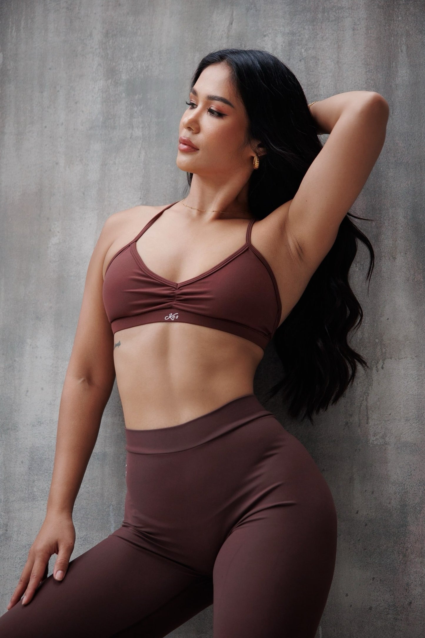 V Back Leggings